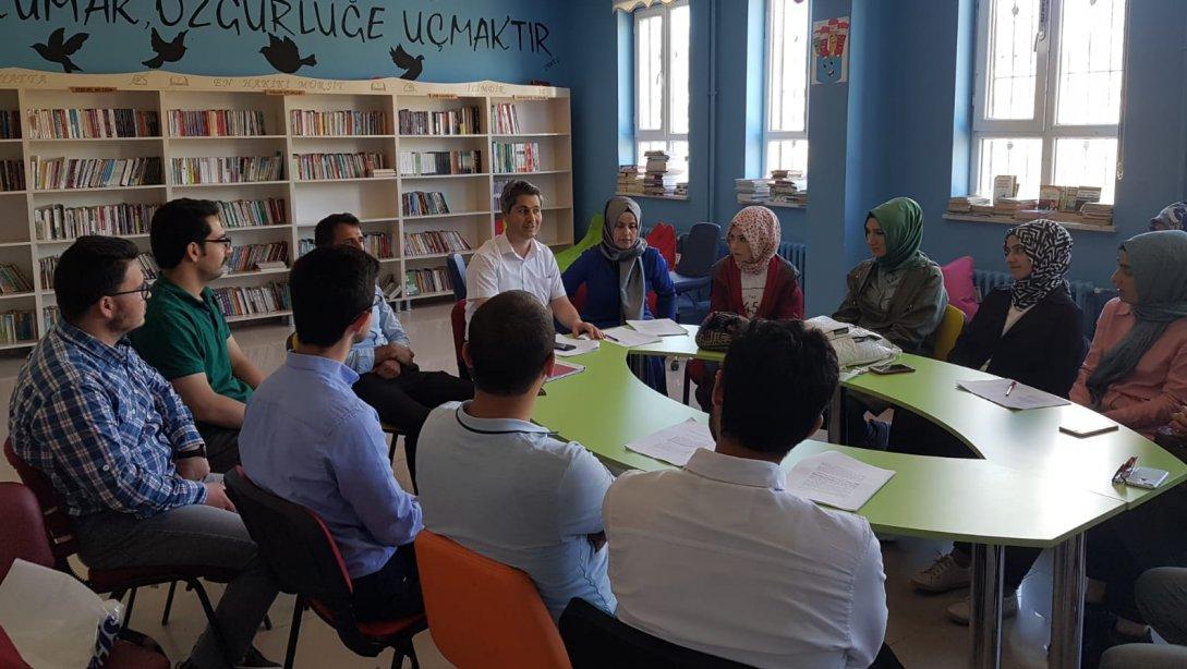 2018 2019 Egitim öğretim yılı ilçemizdeki Mayıs Ayı DÖGEP toplantısı Muradiye Kız Anadolu İmam Hatip Lisesinde gerçekleştirildi.